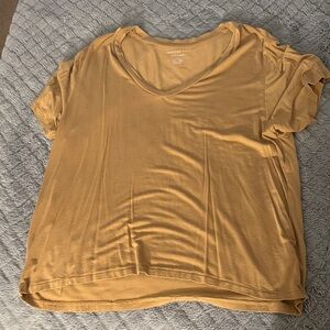 American Eagle Outfitters Mustard V-Neck Tee